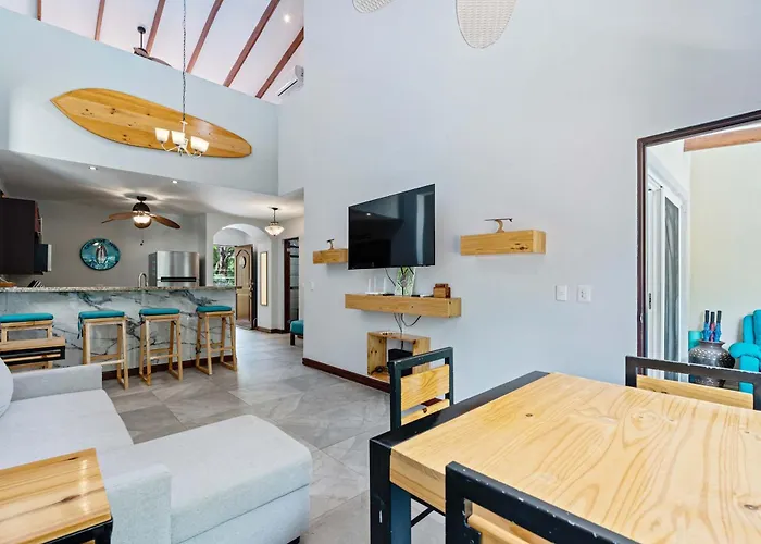5 Min Walkable Beach, Pool, Relax & Slow Down Сasa de vacaciones