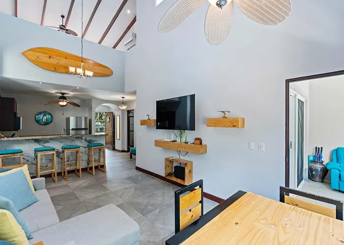5 Min Walkable Beach, Pool, Relax & Slow Down Сasa de vacaciones Potrero (Guanacaste)