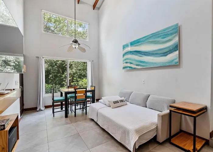 5 Min Walkable Beach, Pool, Relax & Slow Down Сasa de vacaciones Potrero (Guanacaste)