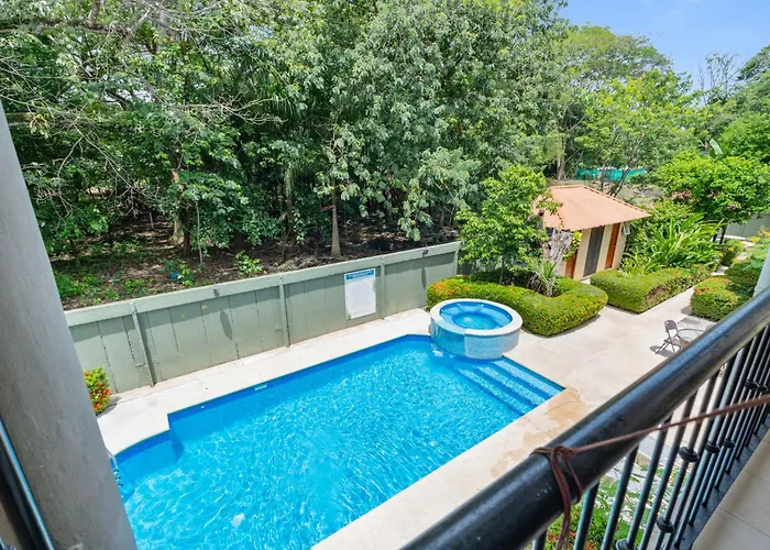 5 Min Walkable Beach, Pool, Relax & Slow Down Сasa de vacaciones Potrero (Guanacaste)
