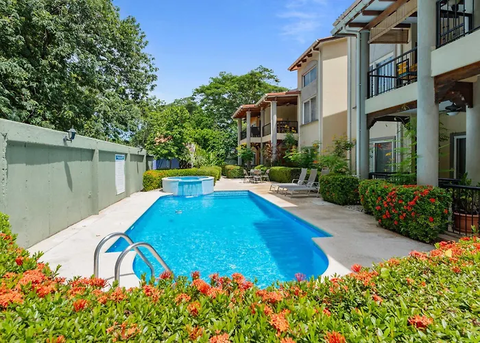 5 Min Walkable Beach, Pool, Relax & Slow Down Сasa de vacaciones